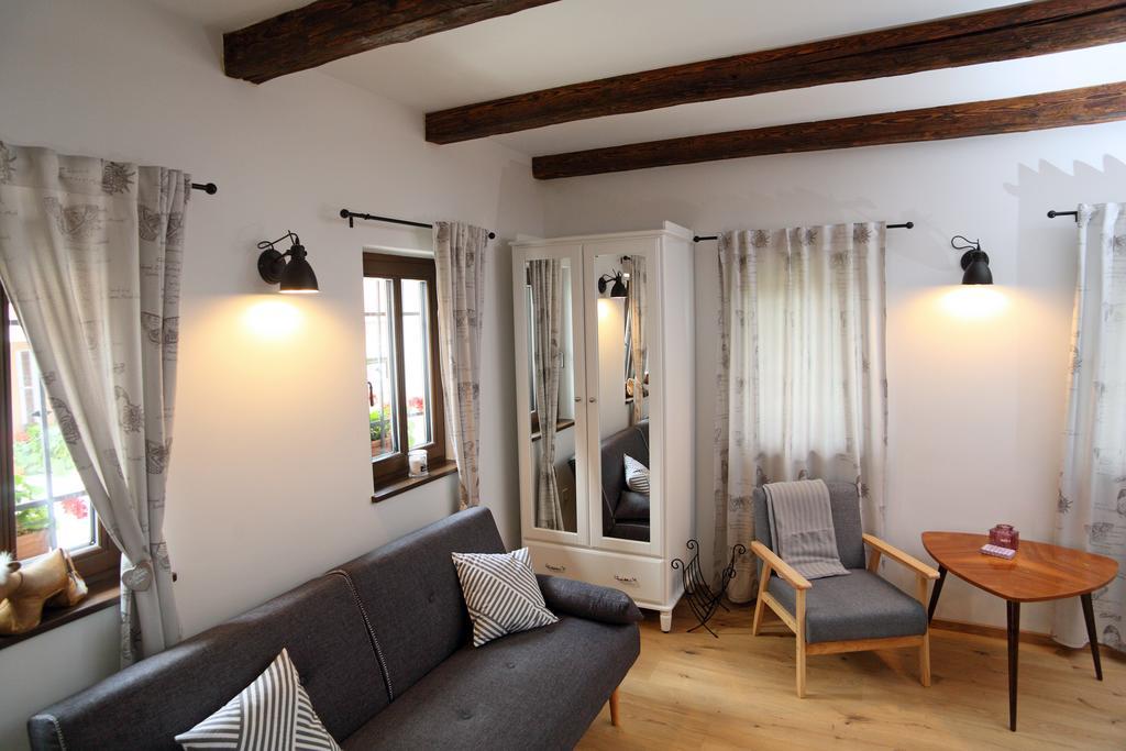 Little House Apartment *